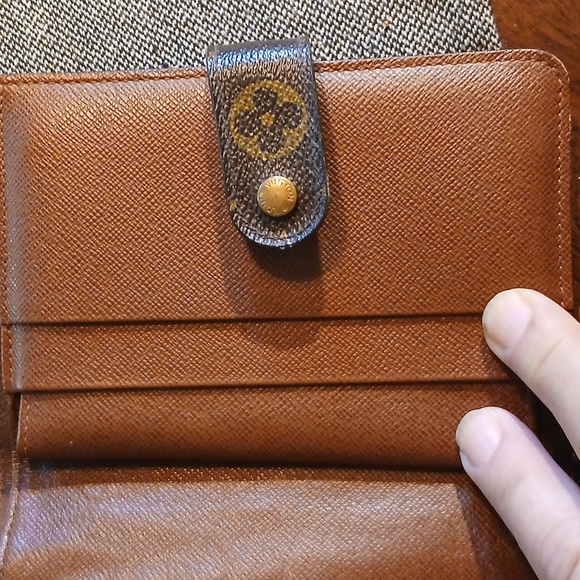 Louis Vuitton Monogram Porte Papier Zippe Wallet - Picture 13 of 16